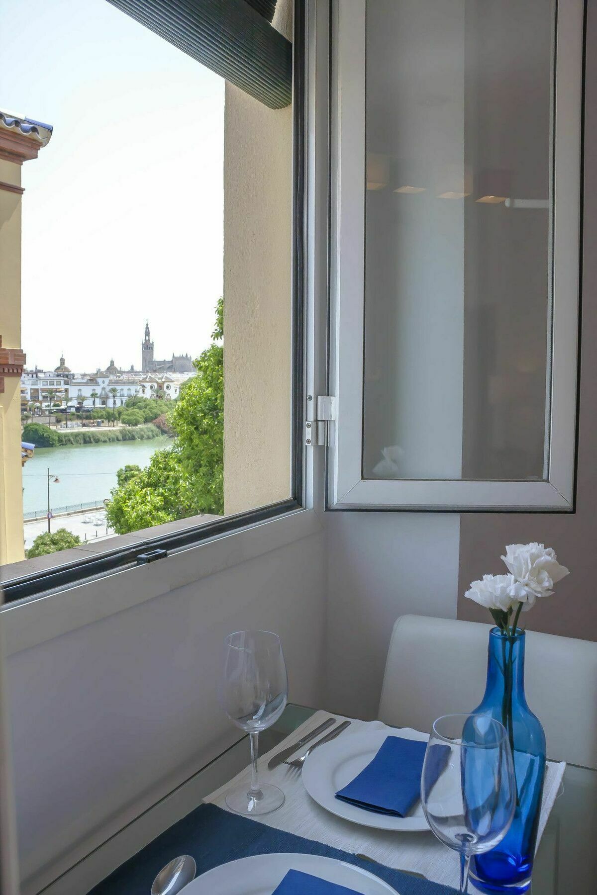 Lo Mejor De Triana. Altozano Seville